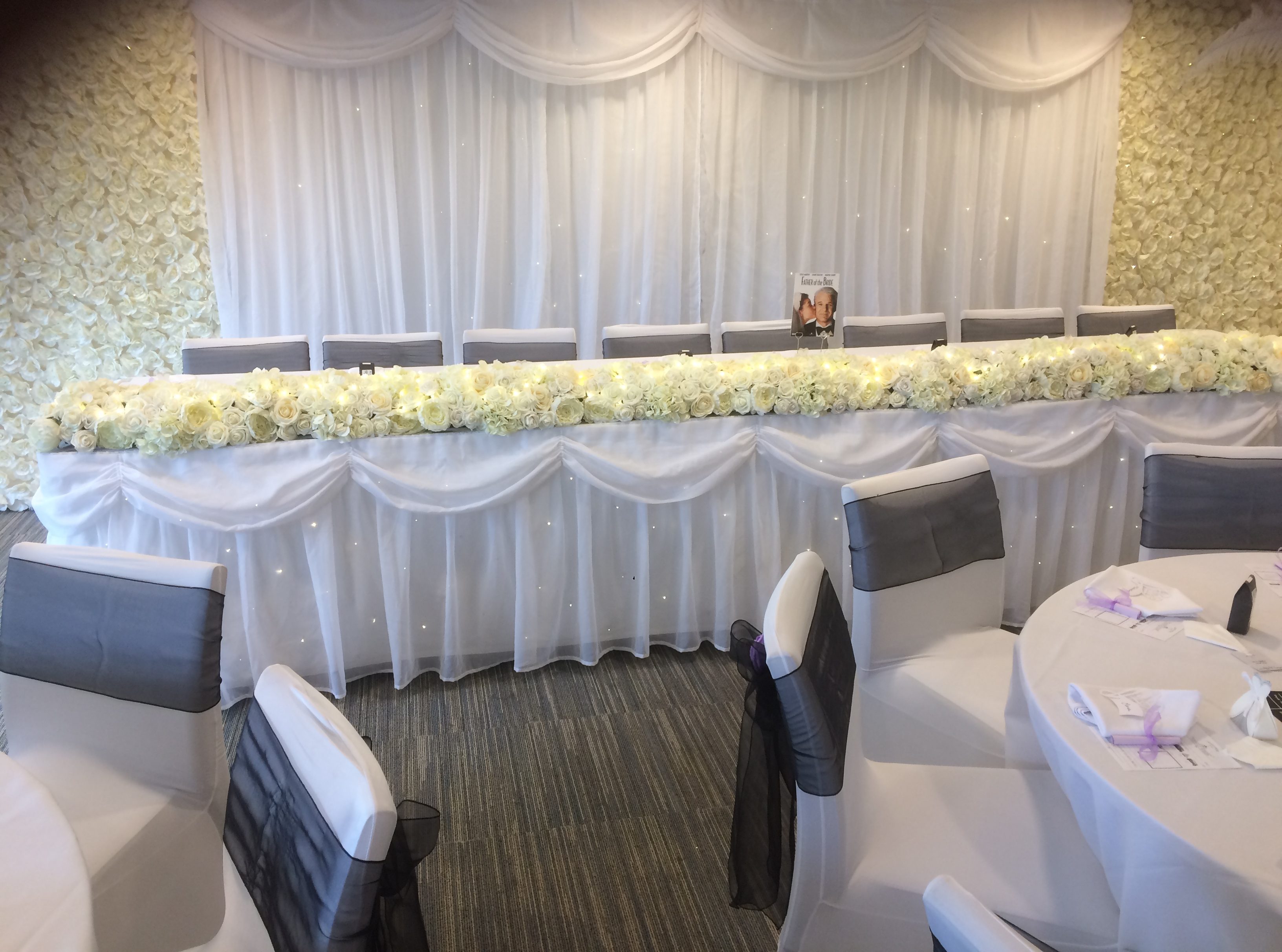 cropped-Starlight-top-table-and-cake-skirts.jpg